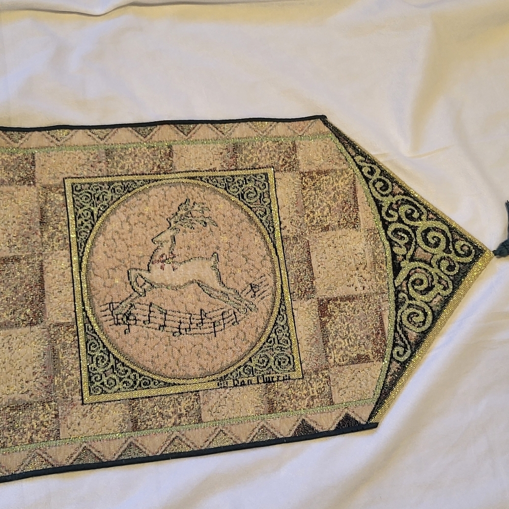 Tapestry Christmas Table Runner With gold Sparkles - Picture 11 of 13